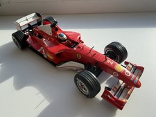 Ferrari F2004 1/18 Hotwheels