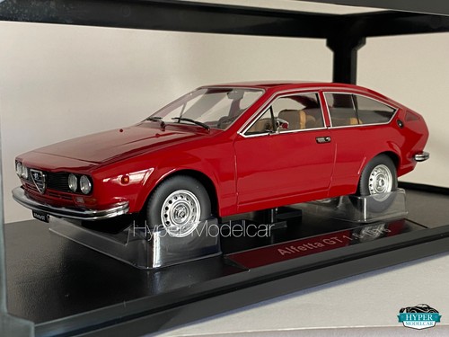 Scale alfa romeo - 1/18,