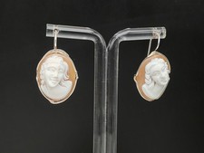 Women Cameo Monachella