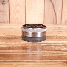 Obiettivo Sony E 16mm F2.8