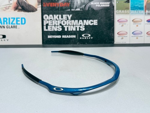 Oakley frame metallic blue - m,