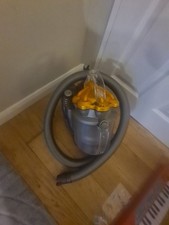 Dyson dc19 Cylinder Vacuu