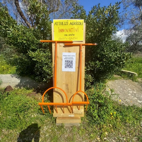 Attrezzi agricoli manuali