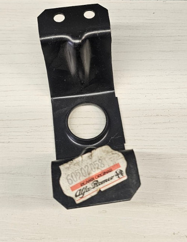 Staffa radiatore alfa romeo - staffa,