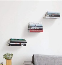 Umbra Conceal grande libreria