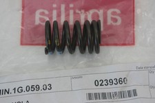 Spring exhaust/suction valve