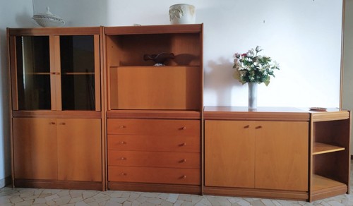 Mobili parete vetrina angolo