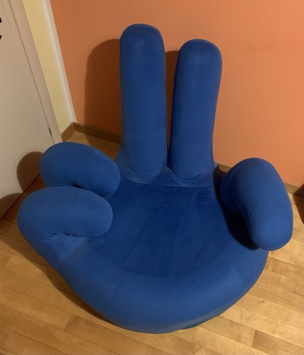 Poltrona forma mano - a,