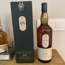 Lagavulin 16 Years Old White