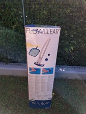 Kit di pulizia della piscina aquaclean bestway in ottime condizioni.