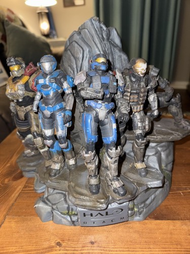 Rara statua halo reach noble - halo,
