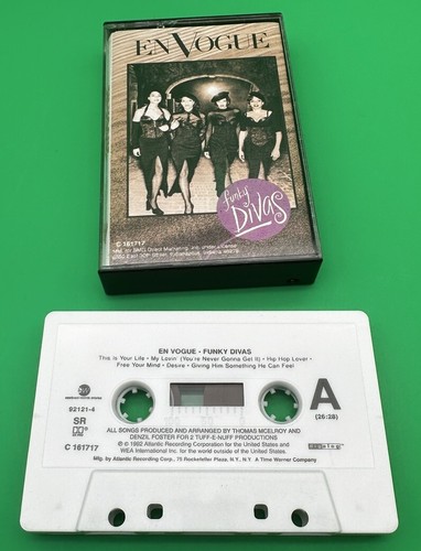 Funky divas vogue - by,