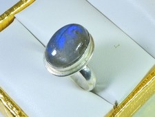 Anello ovale in labradorite