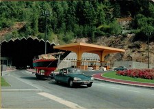 20490M VECCHIA CARTOLINA CON AUTO D' EPOCA CITROEN DS E BARCA A VELA CHAMONIX