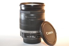 Obiettivo Canon EF-S 18-200mm