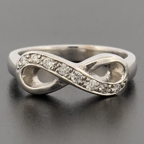 Anello infinito grappolo - grappolo, in