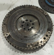 KIT FRIZIONE E VOLANO PER