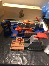 Hot Wheels Lotto Garage Drago E Varie Accessori