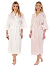 Robe In Satin Slenderella 46"