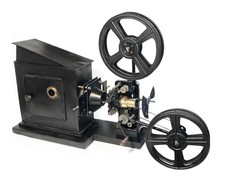 Proiettore a manovella vintage