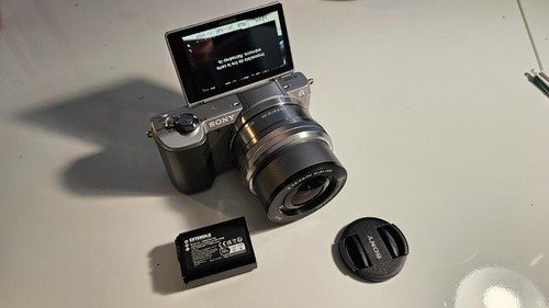 Sony alpha 5000 - sony,