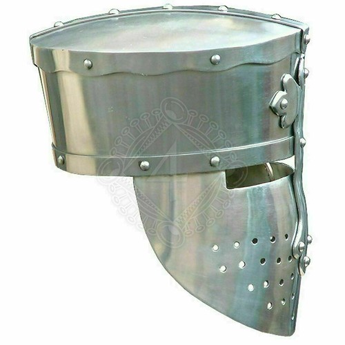 Elmetto medievale grande