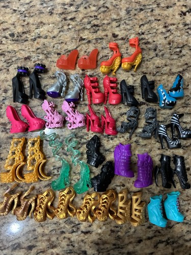 Lotto scarpe bambola - , monster