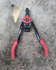 RIVETTATRICE MANUALE