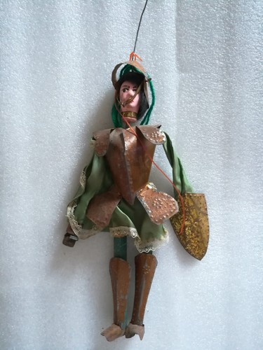 Pupi siciliani lavorazione - siciliani, a