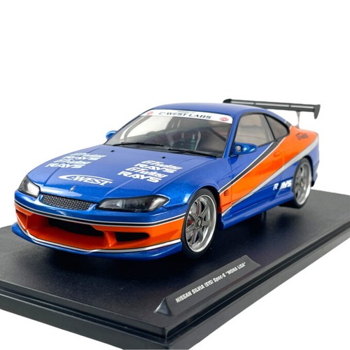 Modellino auto solido 18 - solido, 1/18