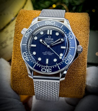 Omega Seamaster 007 James Bond