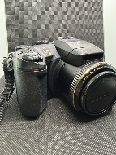 Fujifilm finepix s7000 - fujifilm,