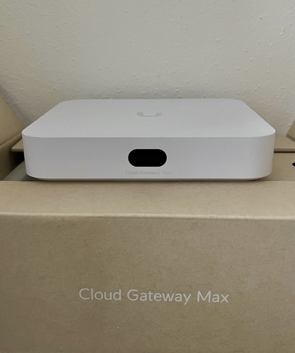 Ubiquiti ucg max unifi - unifi, router