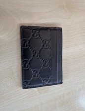 Autentico Gucci
