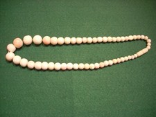 COLLANA IN RESINA INDIANA ANNI