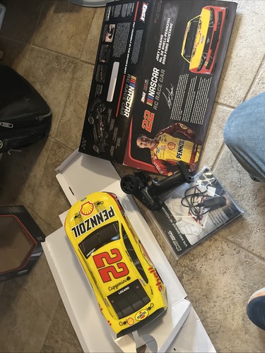 Losi nascar joey logano - losi,