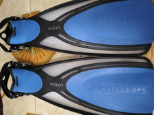 Pinne Mares mod. WAVE tg regular + Calzari Mares 5mm tg 9 (42).