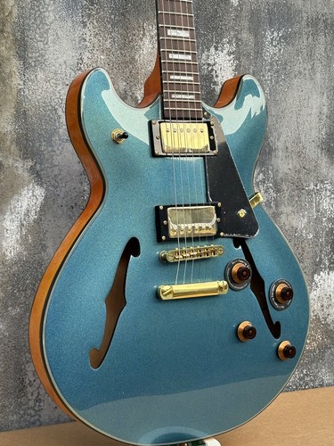 Chitarra elettrica blu