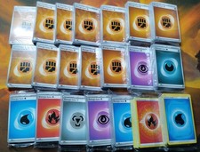 Lotto 45 Carte Pokémon ENERGIA non sbustate / in Italiano e in condizioni Mint.