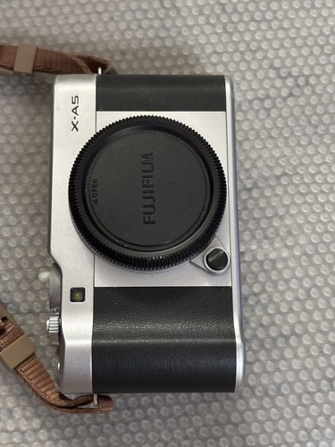 Fotocamera digitale compatta
