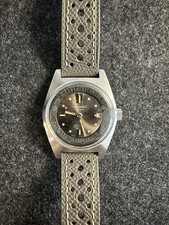 Montre aquastar Genève 1713