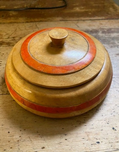 Scatola portagioie in legno - /,