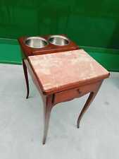 Mobile di servizio in stile