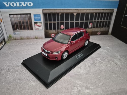 Minichamps lexus ct200h - 1/43,