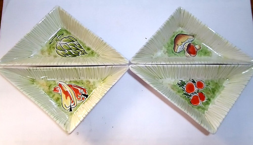Piattini triangolari di - triangolari,