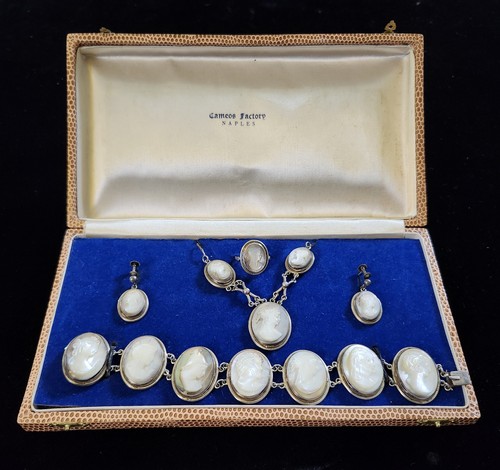 Set collana orecchini anello - collana,,