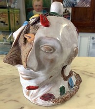 grande SCULTURA STATUA BOTTIGLIA MAIOLICA TESTA CERAMICA macabro design arte