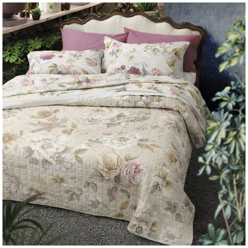 Copriletto trapuntato letto