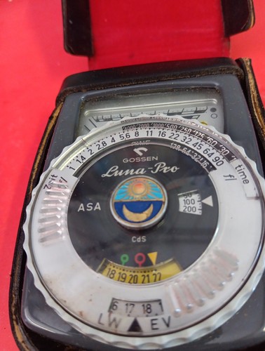 Gossen luna pro light meter - gossen,