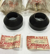 KAWASAKI KZ 400 Z400 Z 400 DUST SHIELD FORK FORCELLA PARAPOLVERE 44010-030